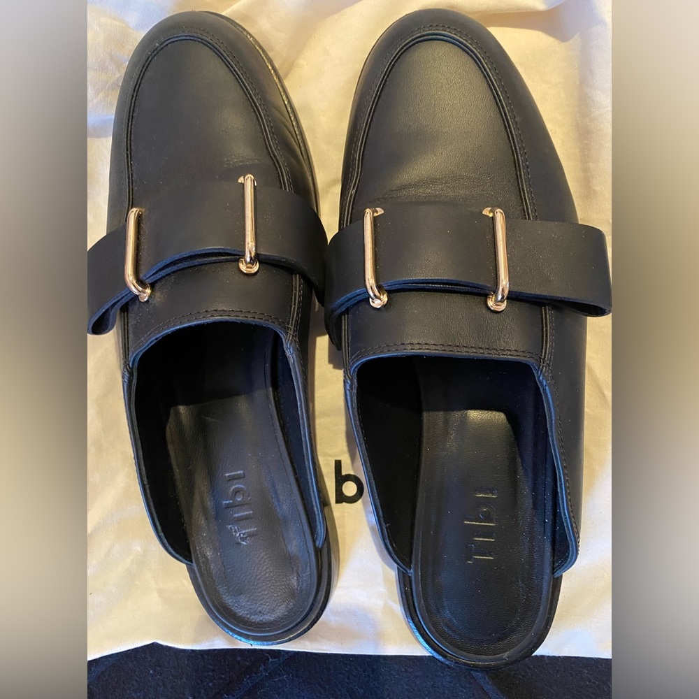 Tibi slippers s.10